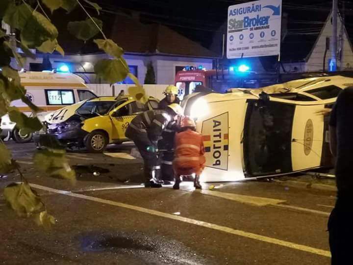 UPDATE: Un politist a provocat accidentul de pe str. Octavian Goga
