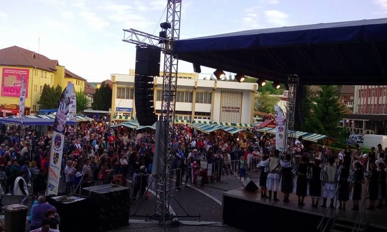 GALERIE FOTO – Mii de vizitatori la Târgul Produs de Cluj