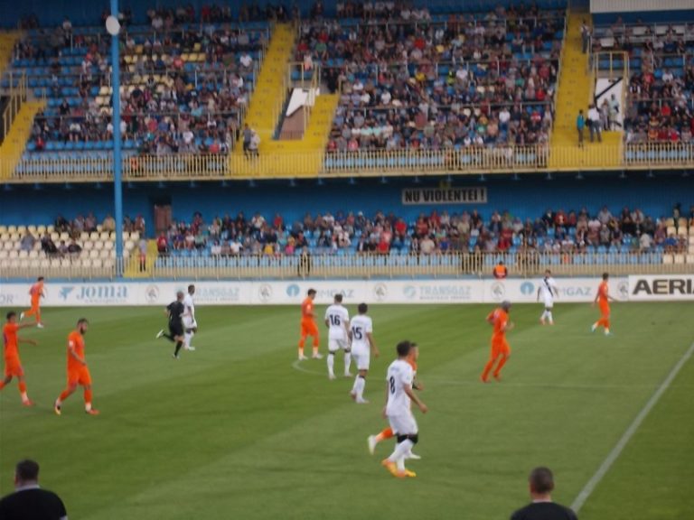 Meci infernal în Moldova: FC Botoșani – Gaz Metan Mediaș