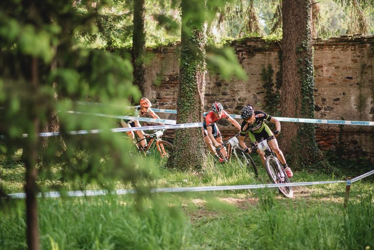 GALERIE FOTO – Competiții de Mountain Bike, la Avrig