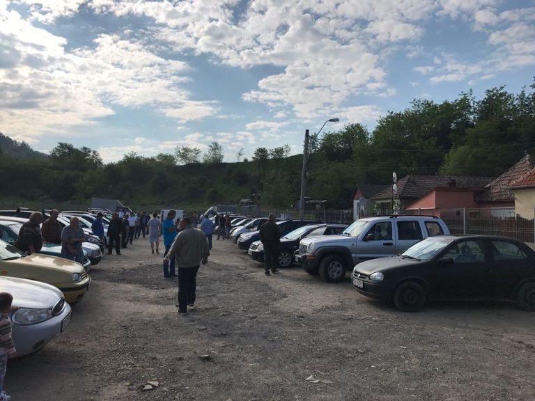 Zeci de autoturisme oferite spre vânzare la Târgul de Mașini