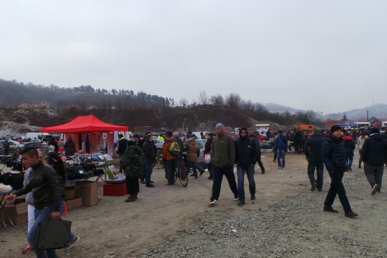 Un nou târg de mașini, în fiecare sâmbătă