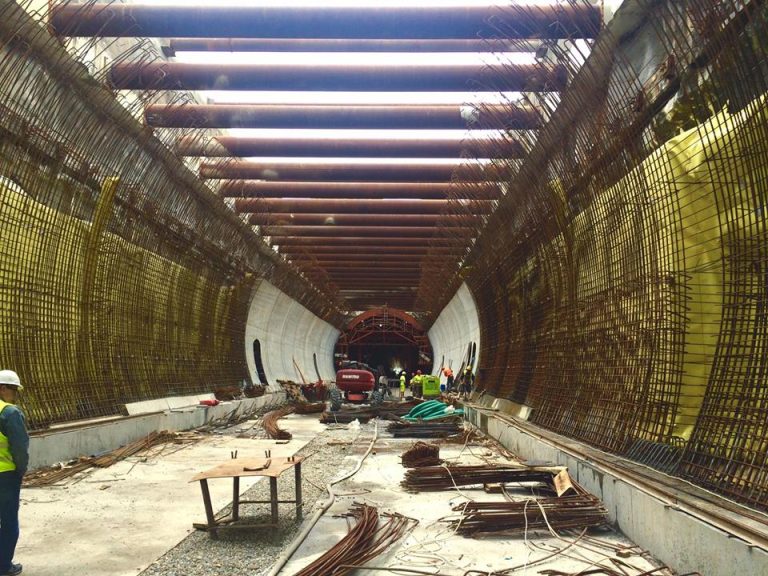 GALERIE FOTO – Tunel de un kilometru între Ațel și Sighișoara