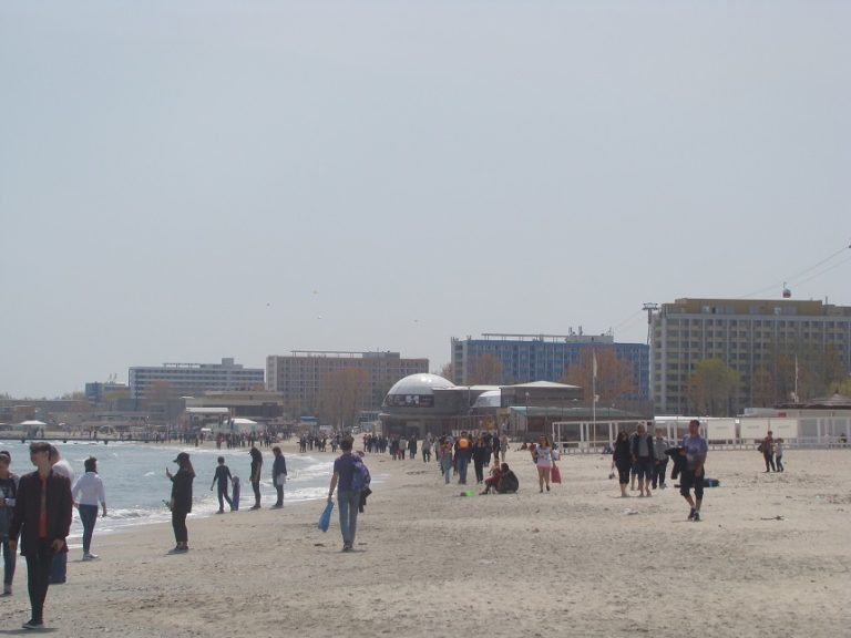 Peste 50.000 de turişti, aşteptaţi pe litoral în minivacanţa de Rusalii