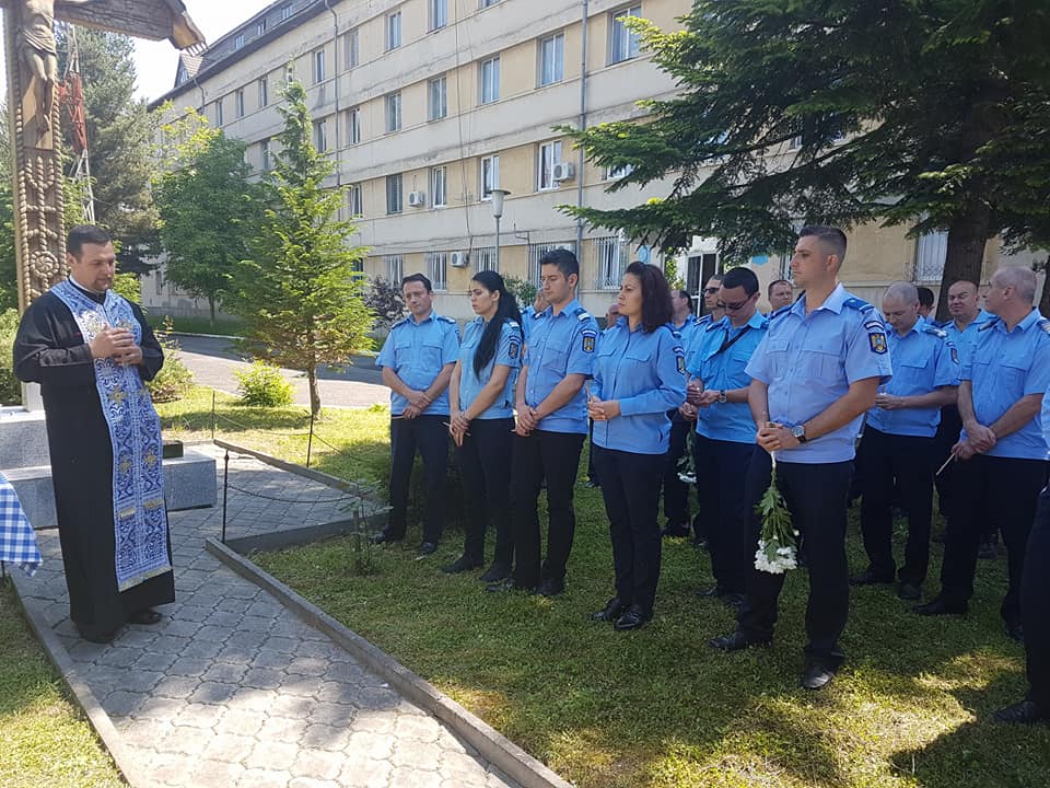 Jandarmii şi-au comemorat colegii decedaţi