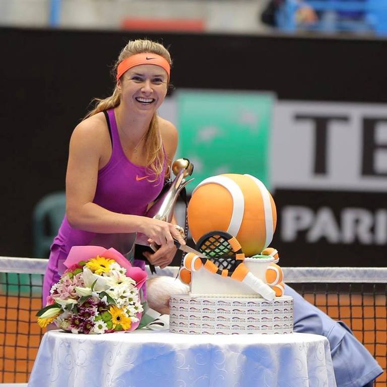 Frumoasa Svitolina, adversara lui Halep de mâine