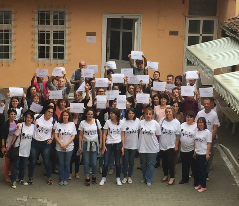 A doua zi de proteste la Protectia Copilului