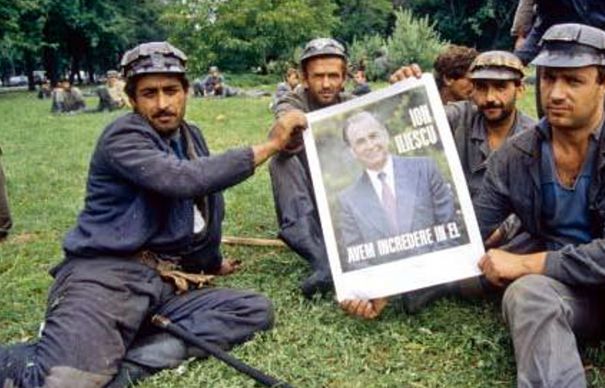 Ion Iliescu și Petre Roman, acuzați de crime împotriva umanității. Cei doi sunt urmăriți penal în Dosarul Mineriadei