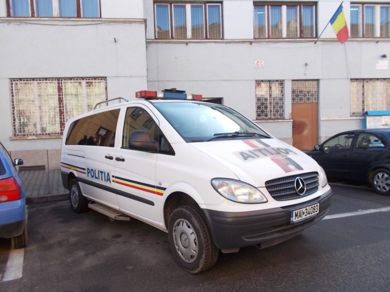 IGPR Peste 100 de percheziţii ale poliţiştilor în Sibiu și alte județe în dosare de infracţiuni economice