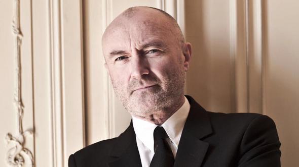 Phil Collins, dus de urgenţă la spital