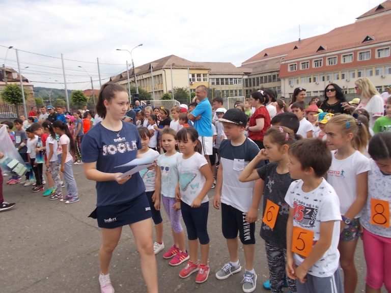 GALERIE FOTO – Campioana Andreea Dragoman a premiat câștigătorii Festivalului Sportului Medieșean