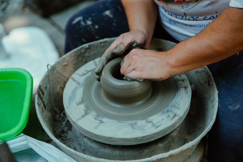 12.400 de vizitatori la târgul de ceramică din Muzeul în aer liber