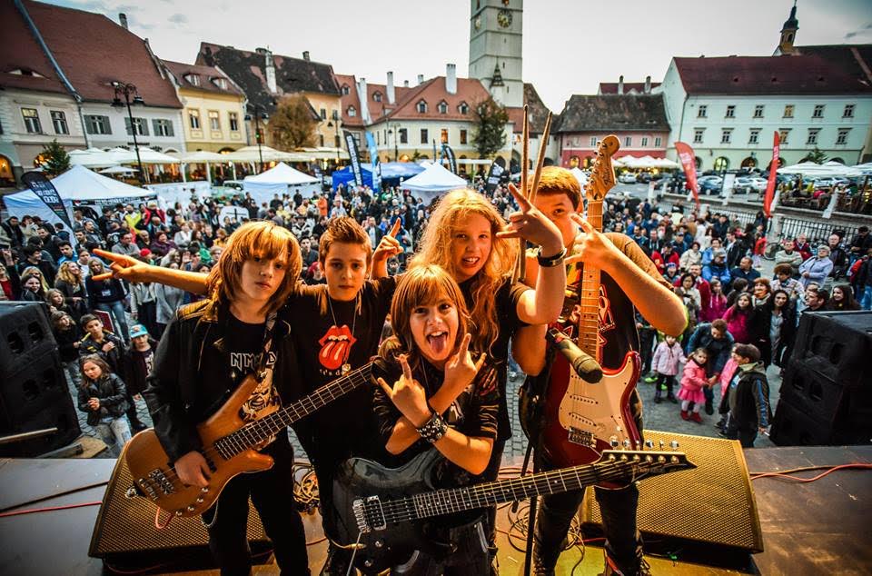 Peste 300 de chitariști vor urca pe scenă la Sibiu Guitar Meeting