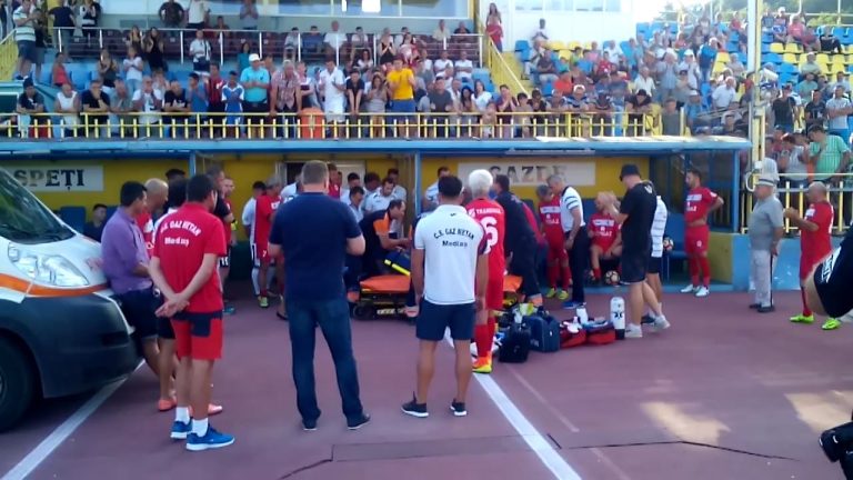 GALERIE FOTO – A făcut infarct pe stadionul Gaz Metan