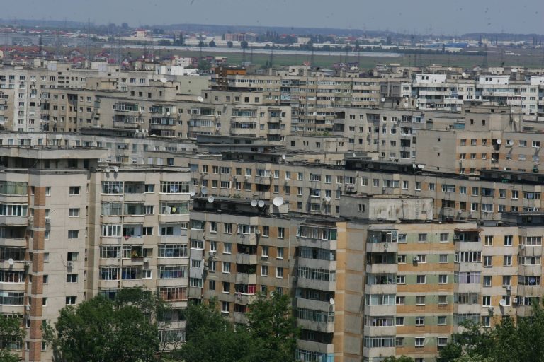 Aproape 120 de orașe din România NU mai respectă legea: au sub 10.000 de locuitori. Alte 432 de comune sunt sub pragul legal