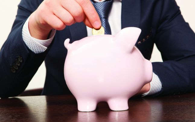 CCR ar putea pronunţa o decizie referitoare la legea privind noul sistem de impozitare a pensiilor de serviciu