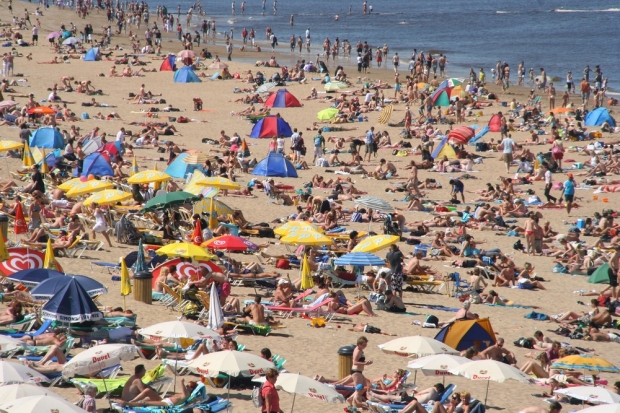 Spania deschide granițele persoanelor vaccinate, din orice țară