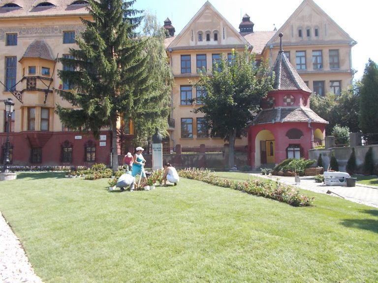 „Față nouă” pentru Piața George Enescu