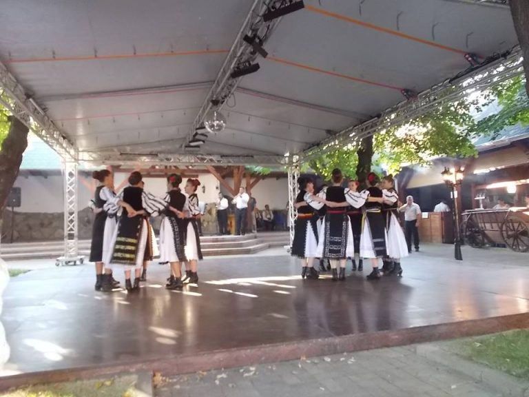 Ațelul demonstrează că „Veșnicia s-a născut la sat”