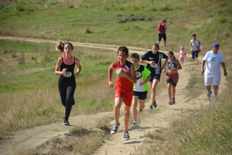 Amatorii de sport, invitați la Crosul Toamnei, în 2 septembrie