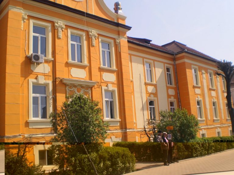 Vizite interzise în toate secțiile Spitalului Municipal Mediaș