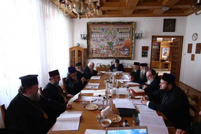 ÎPS Laurențiu a coordonat Comisia teologică a Sfântului Sinod, reunită la Mânăstirea Sâmbăta