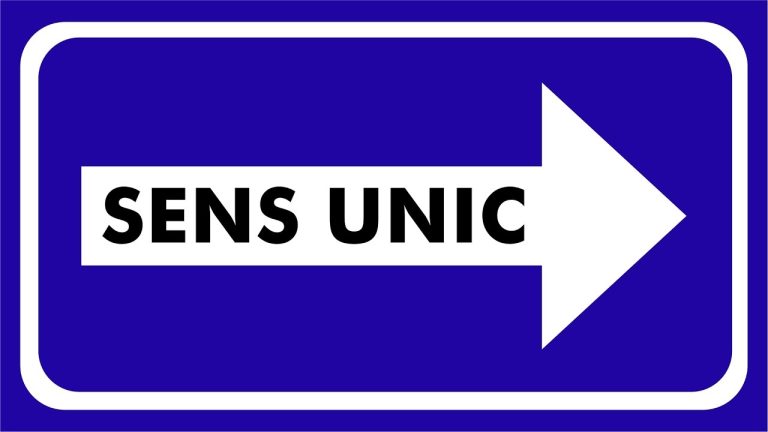 VIDEO: Sens unic pe mai multe străzi din Mediaș. Bandă suplimentară pe strada Brateiului