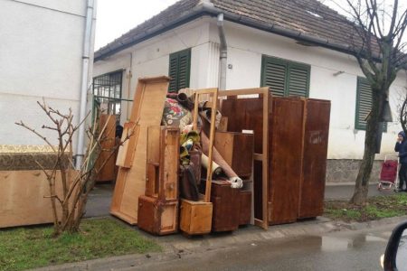  Se colectează deșeuri voluminoase din Sibiu