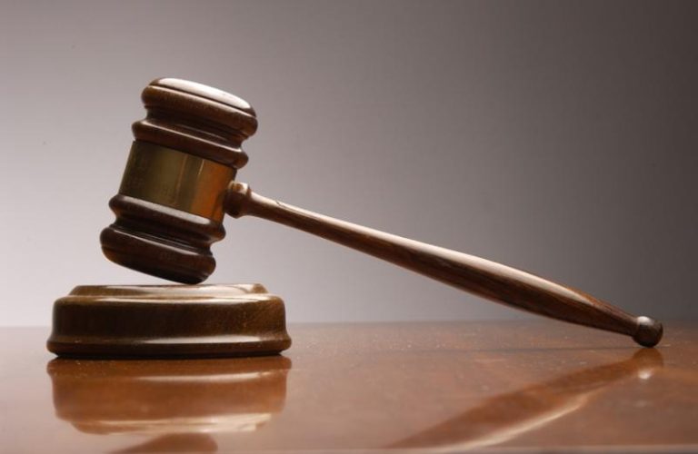 Control judiciar pentru sibianul prins în timp ce fura dintr-un autoturism