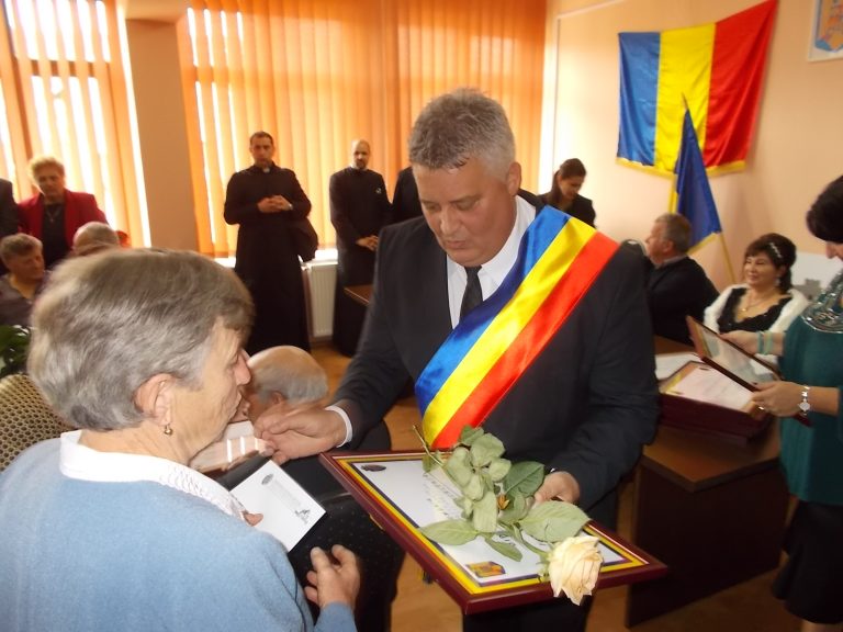 GALERIE FOTO – Cupluri de aur sărbătorite la Axente Sever