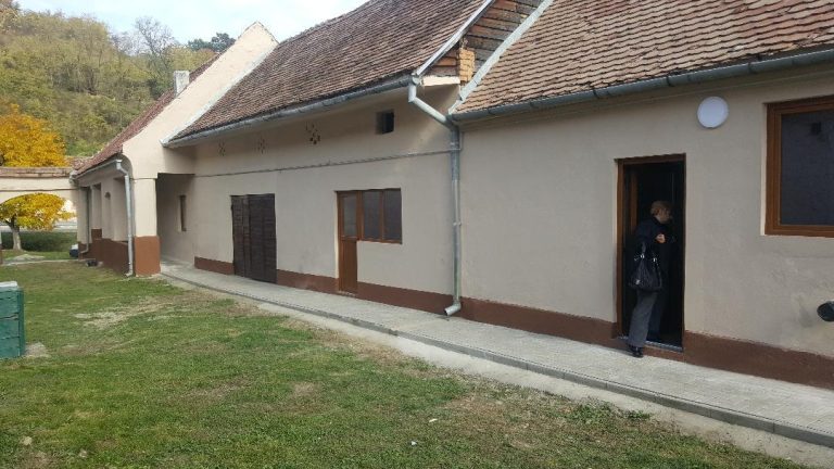 Poliție Locală, medic de familie, farmacie și Poștă la Ighișu Nou