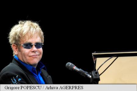 Elton John lansează în noiembrie colecția „Diamonds”