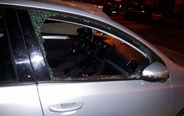 Jandarmii au prins un hoţ în timp ce fura dintr-o maşină