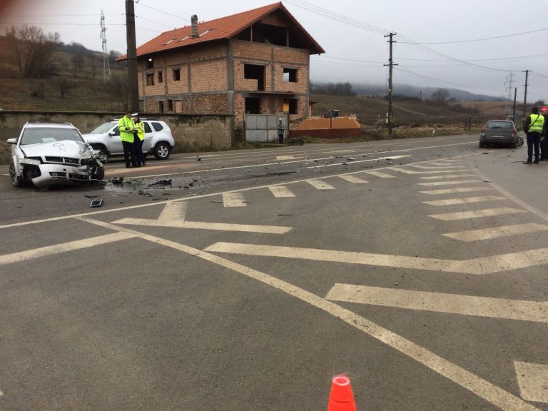 Accident grav: 5 răniți pe DN 14