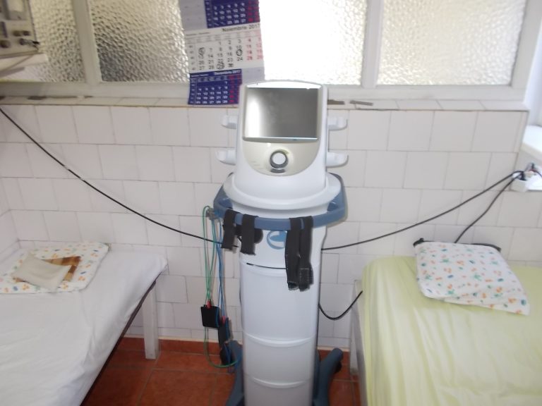 GALERIE FOTO – Aparatură de zeci de mii de euro pentru Compartimentul Fizioterapie-Recuperare