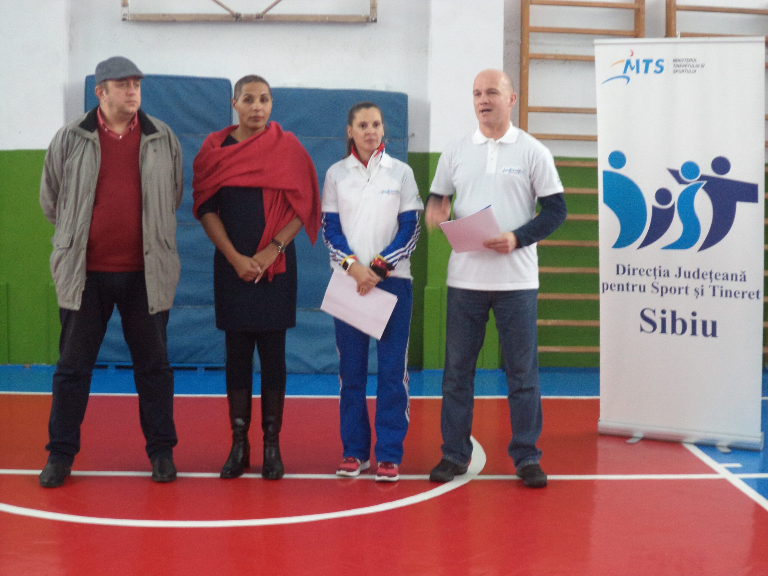 Programul ”Campionii României în școli, licee și universități” a început și la Sibiu! Daniela Cîrlan le-a vorbit copiilor despre marea performanță