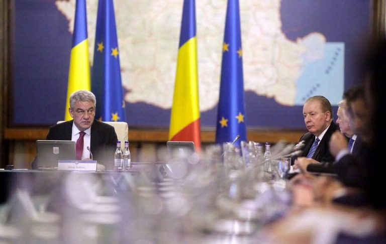 Guvernul a aprobat a doua rectificare bugetară; fonduri suplimentare pentru drepturile salariale din educație și sănătate