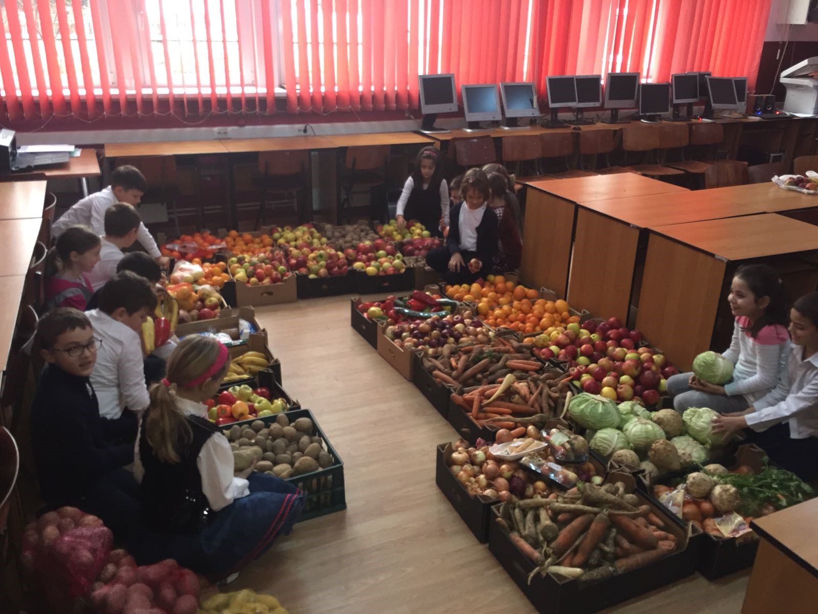 Acțiune caritabilă a elevilor de la Școala Nr. 8 din Sibiu