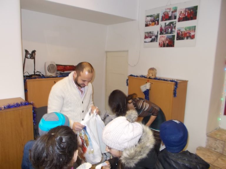 GALERIE FOTO – Colindători la sediul PSD Mediaș