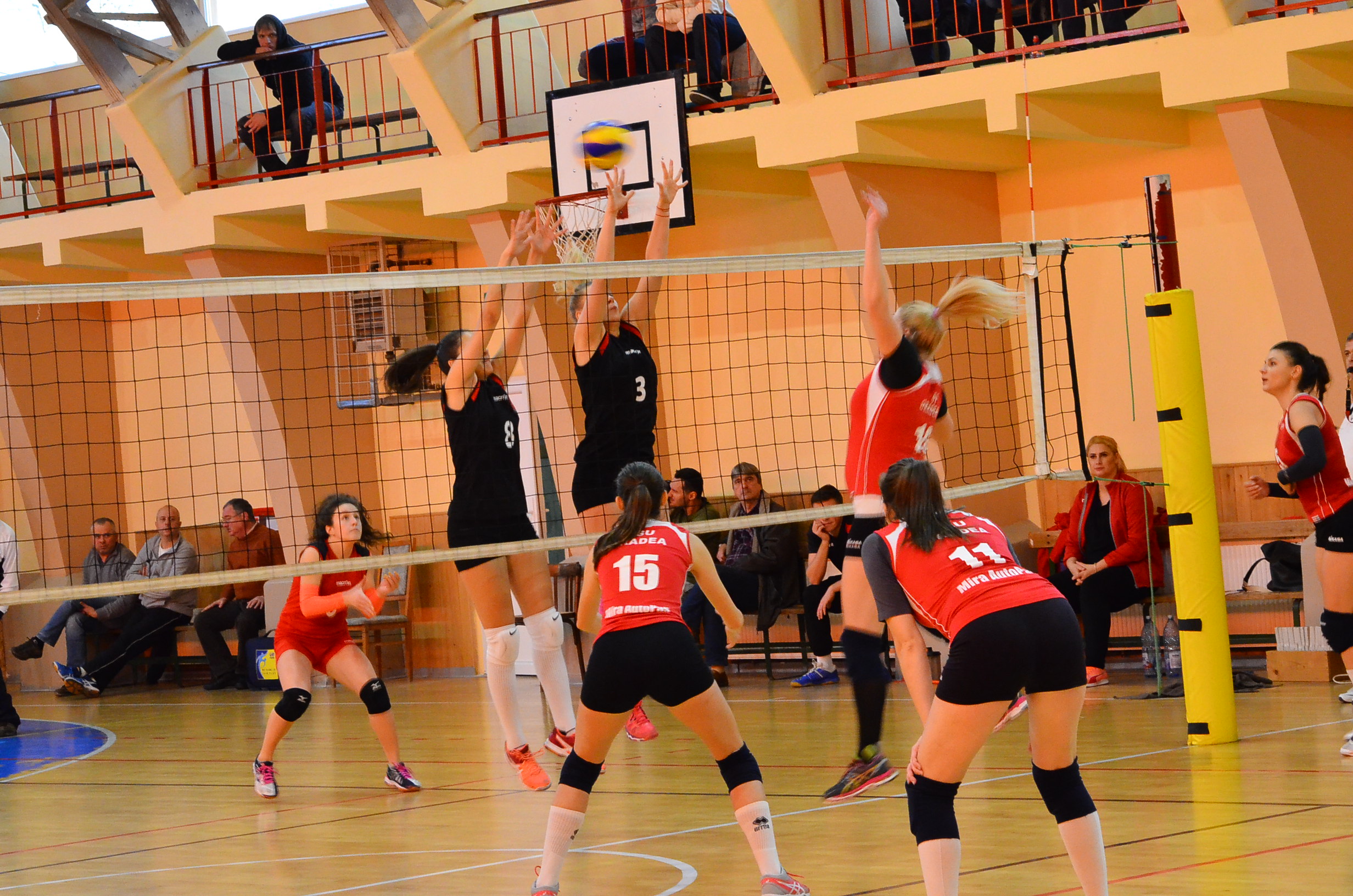 Volei: CSM Sibiu întâlnește Politehnica Timișoara