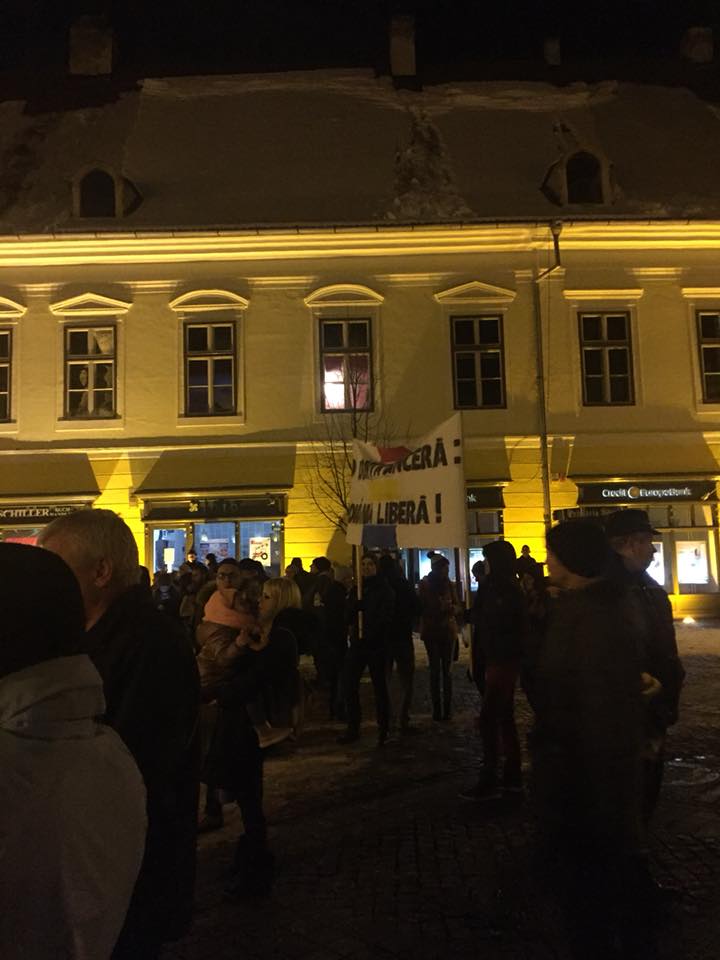 Peste 4.000 de sibieni, în marș pe străzile orașului
