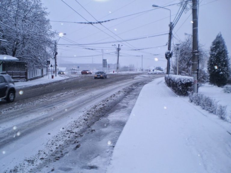 Pregătiri pentru deszăpezirea Mediașului. 10 utilaje vor acționa pe străzi