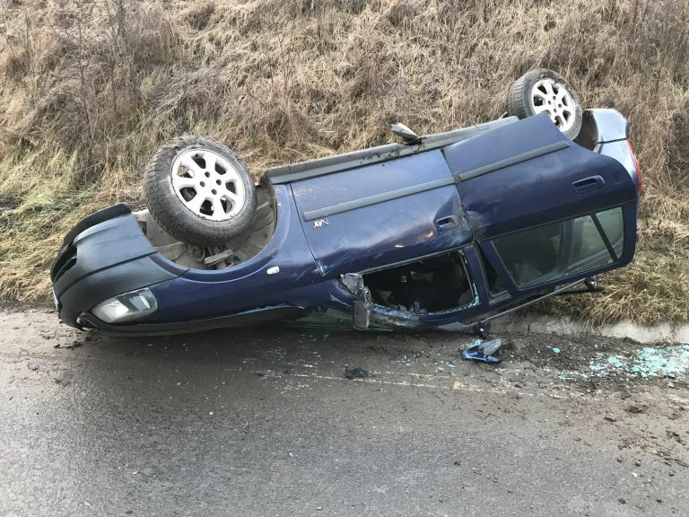 GALERIE FOTO – 3 victime într-un accident pe DN 14