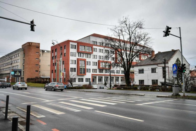 GALERIE FOTO – Amenajări pentru persoanele cu dizabilități pe străzile din centrul Sibiului