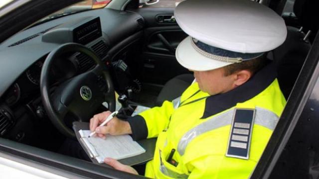 Șoferii NU vor mai fi amendați pentru lipsa permisului de conducere sau a actului de identitate