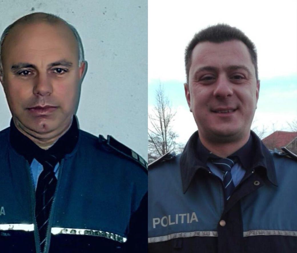 Cei doi oameni salvați din locuința cuprinsă de flăcări au fost scoși de polițiști