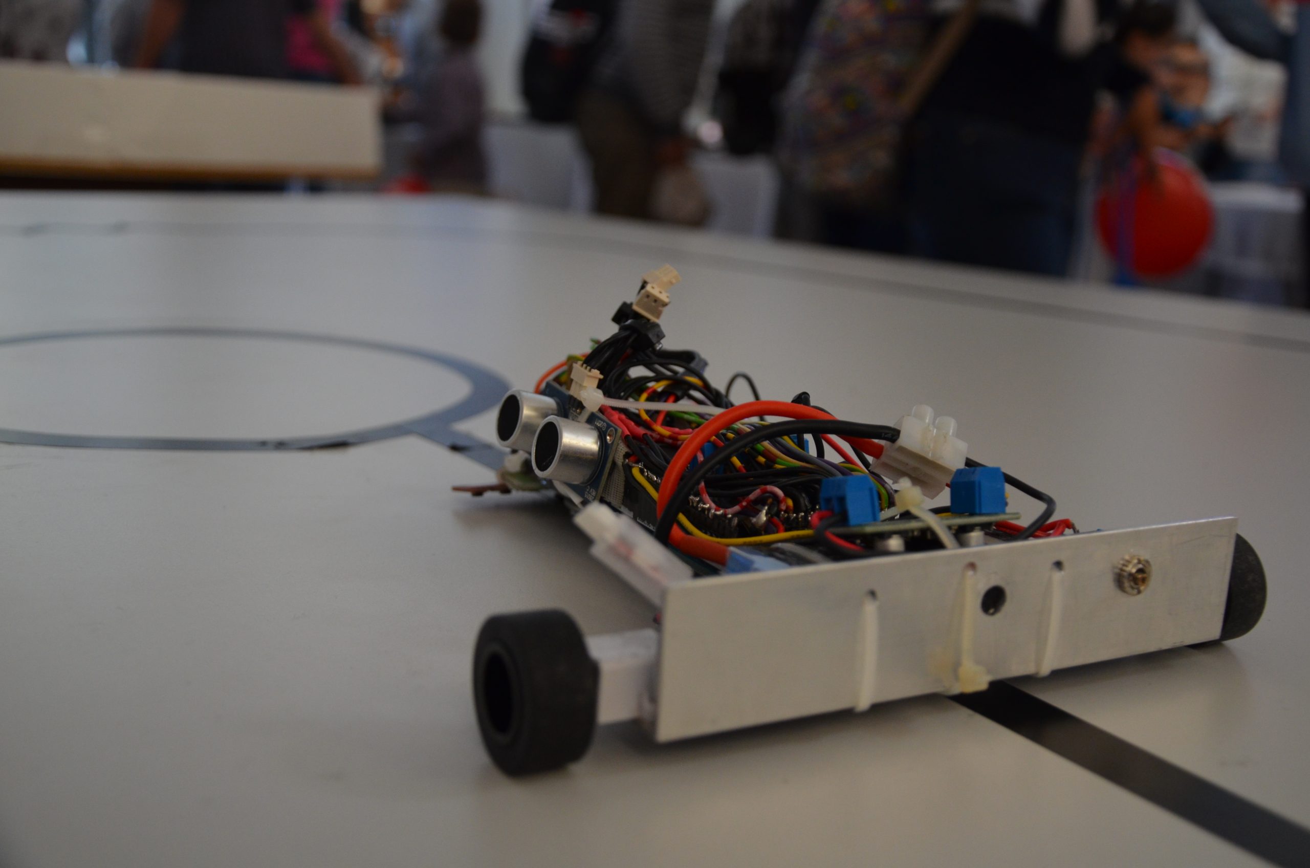 Concurs de roboți mobili la ULBS