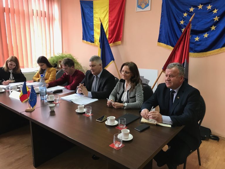 Daniela Cîmpean și Constantin Șovăială, la ședința de adoptare a bugetului la Primăria Axente Sever