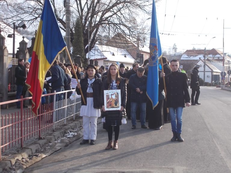 FOTO – Marșul pentru Viață a atras sute de persoane