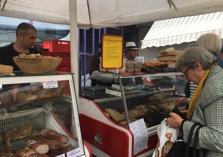 Se primesc dosarele producătorilor care vor să vândă în Piața Transilvania